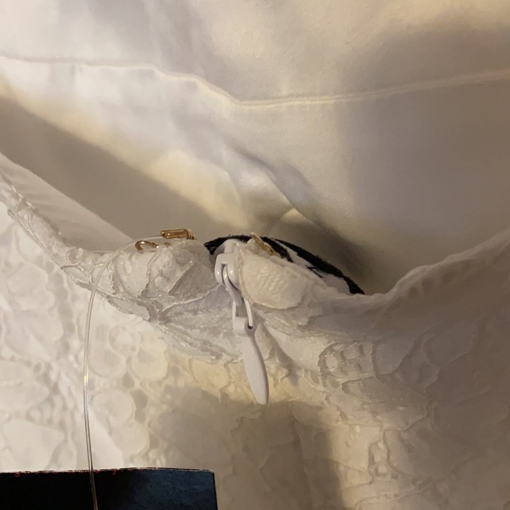 White lace Marciano dress - Picture 6 of 11
